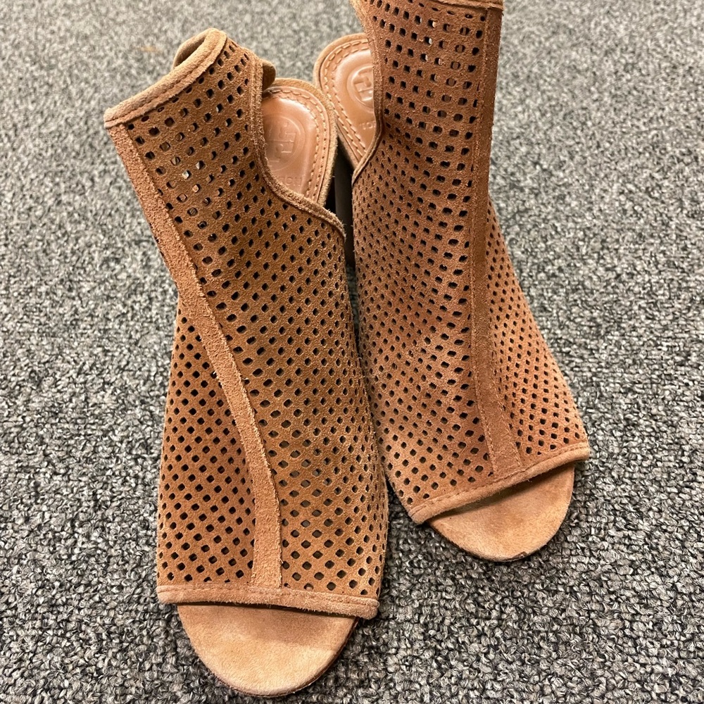 Tory Burch Wedges